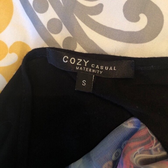 Cozy Casual Graphic Mesh NY Tee - Picture 4 of 4